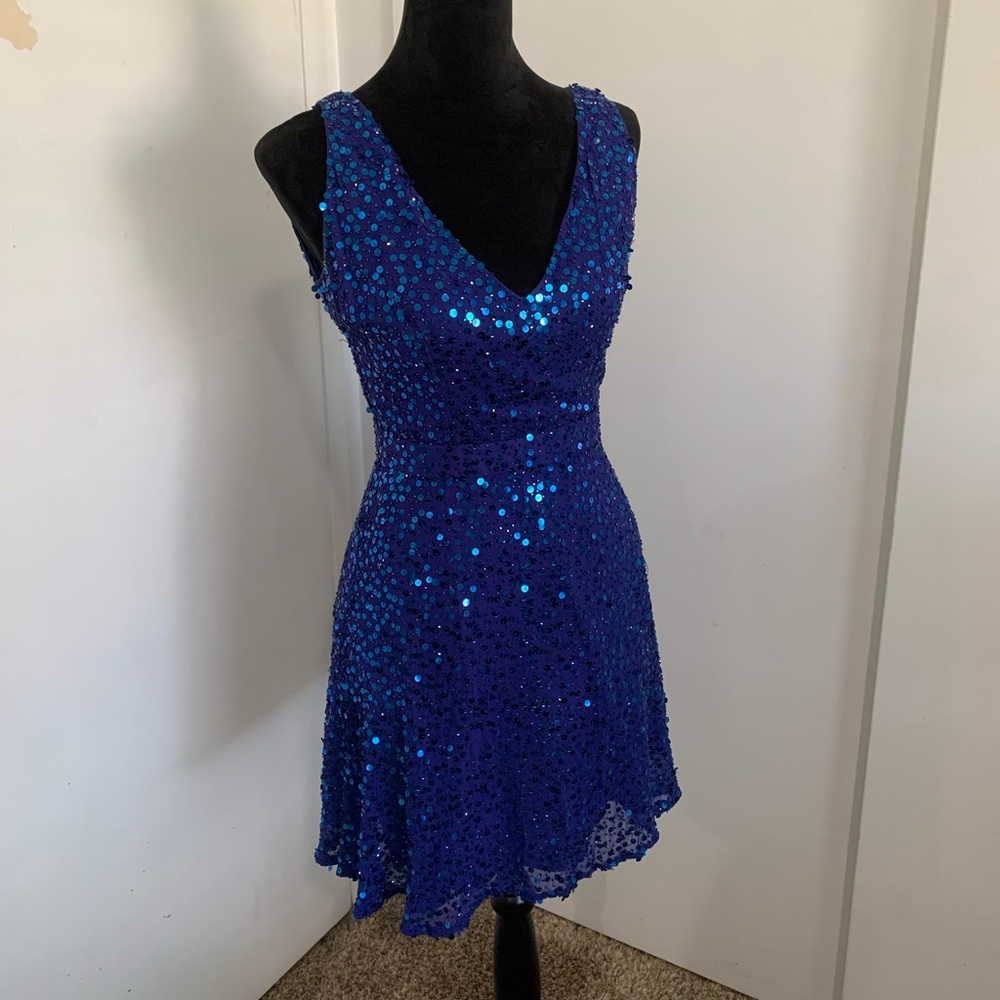 NITELINE Della Roufogali blue sequin dress
